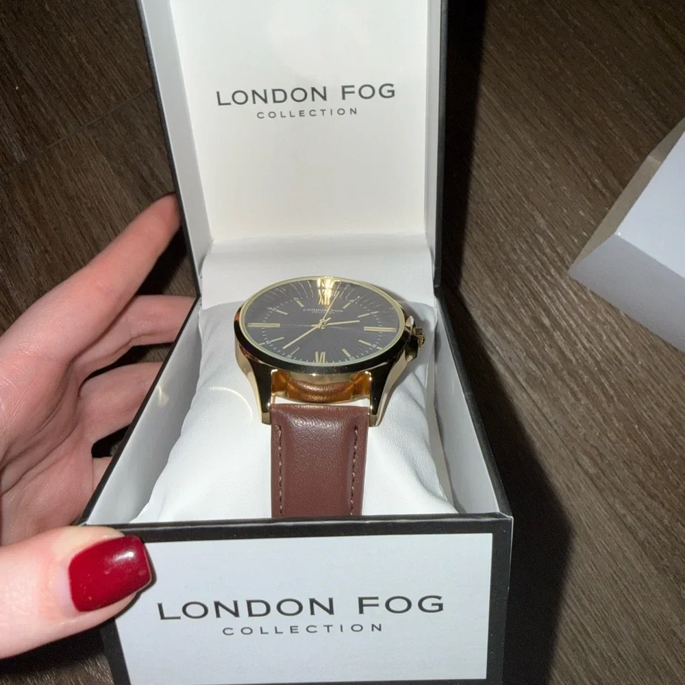 NWT London Fog Gold and Brown Watch - Picture 4 of 5